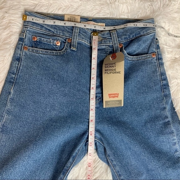 Levi’s Wedgie Skinny High Rise jeans - Picture 4 of 9